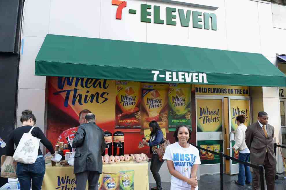 7-Eleven storefront
