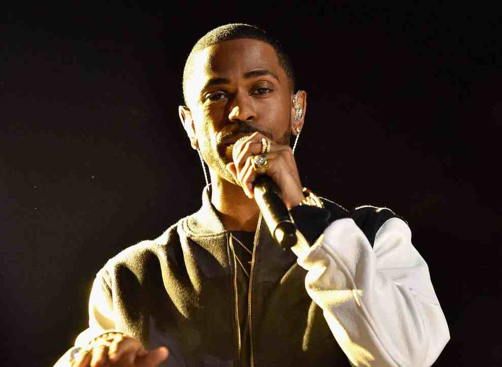 Big Sean performing