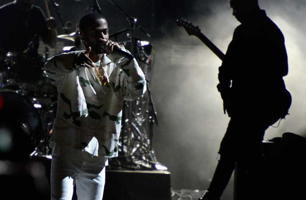 Big Sean performing