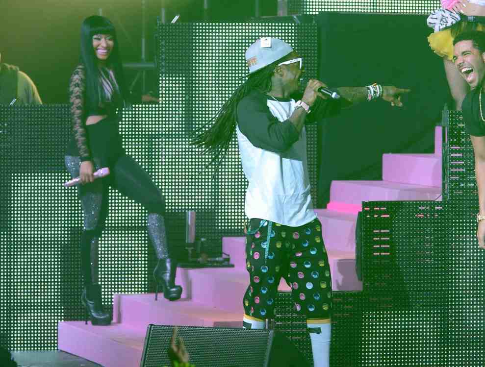 Niki Minaj Lil'Wayne and Drake performing