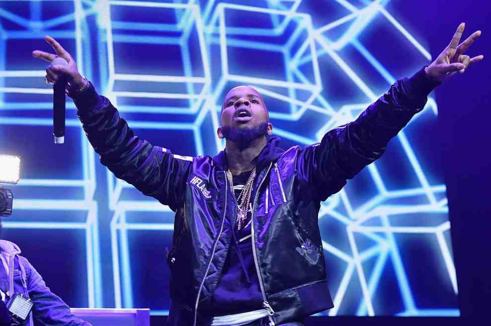 Tory Lanez performing