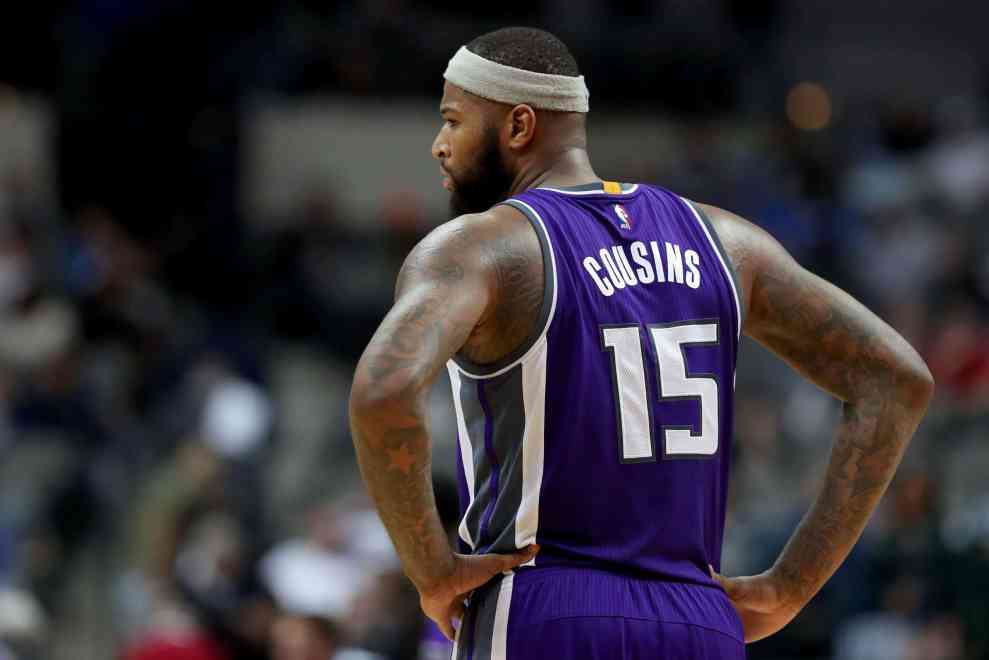 Demarcus Cousins in Sacramento Kings #15 jersey on court
