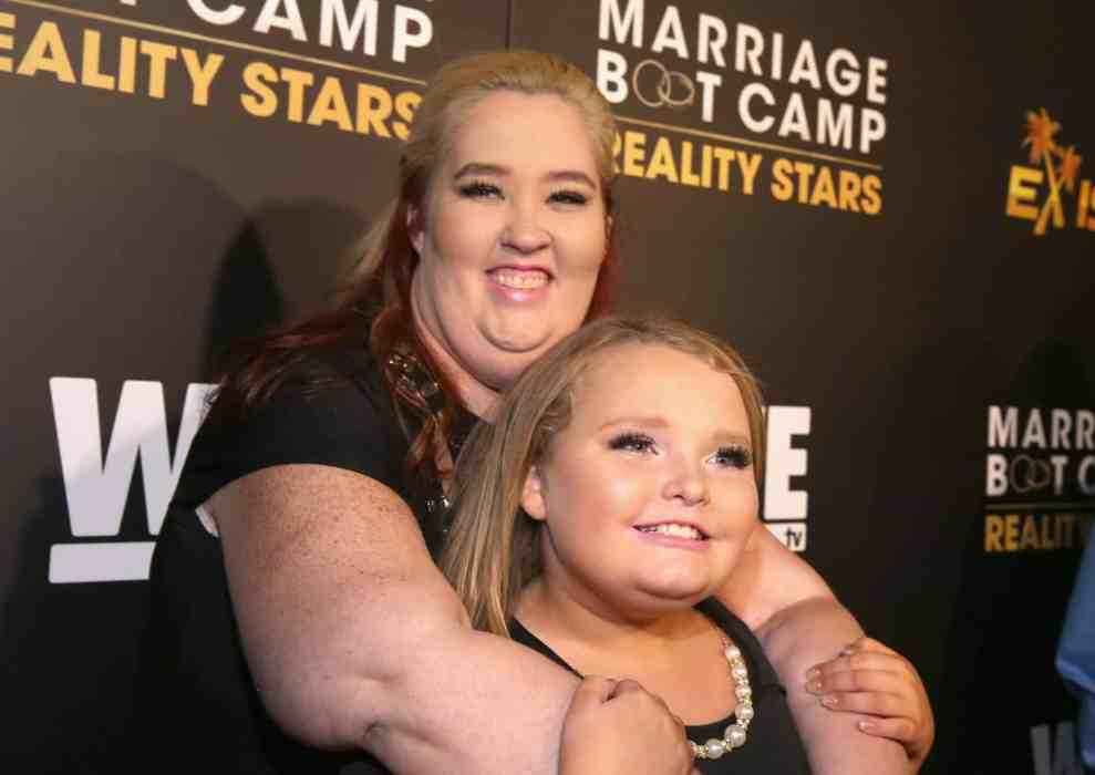 Mama June and Honey Boo Boo Marriage Boot Camp Reality Stars background