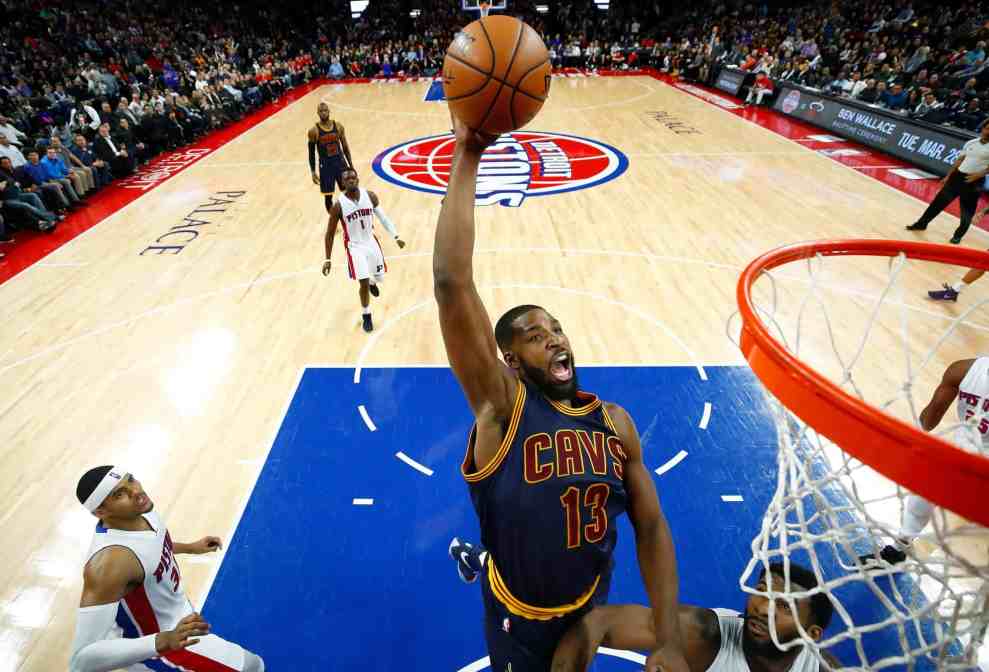Tristan Thompson in #13 Cavs Jersey dunking in Cavs vs. Pistons game