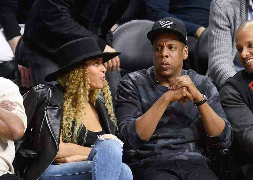 Jay Z and Beyoncé courtside at the Clippers Game