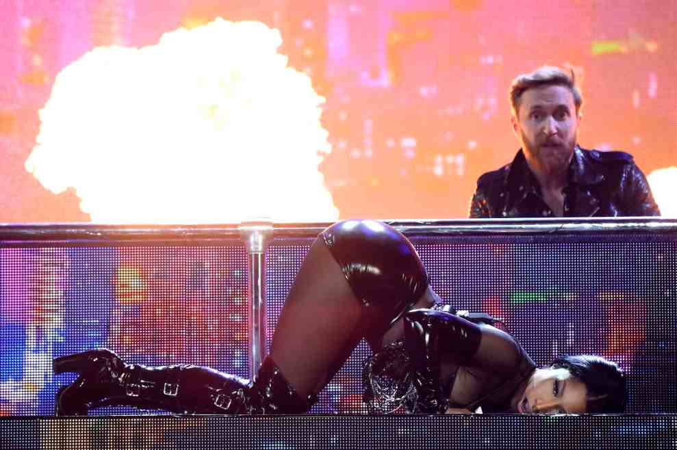 Nicki Minaj performed the opening act at the 2017 Billboard Music Awards