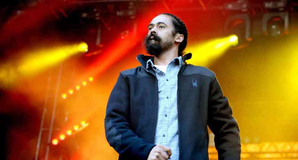 Damian Marley performing