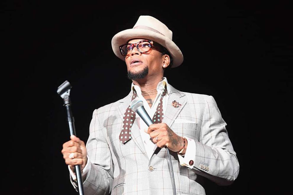 D.L. Hughley performs onstage during 2016 Soul Train Music Awards