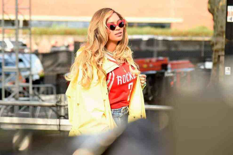 Beyoncé walks backstage during the 2017 Budweiser Made in America festival September 3. 2017