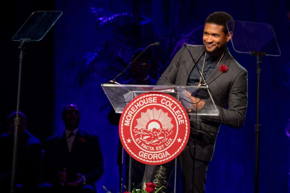 Usher speaks after receiving the Candle Award at Morehouse College 29th Annual Student Scholarship Event Feb 2017