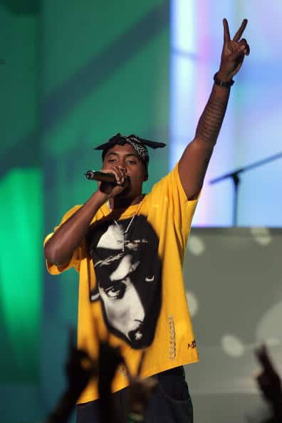 Nas performs during a tribute to Tupac at the VH1 Hip Hop Honors October 3