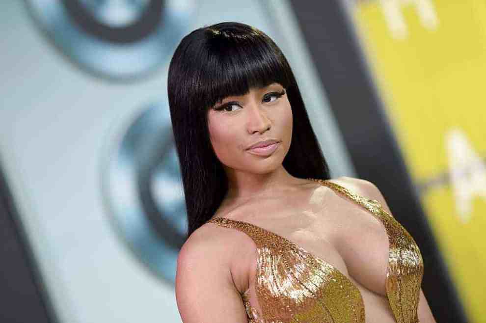 Nicki Minaj arrives at the 2015 MTV Video Music Awards