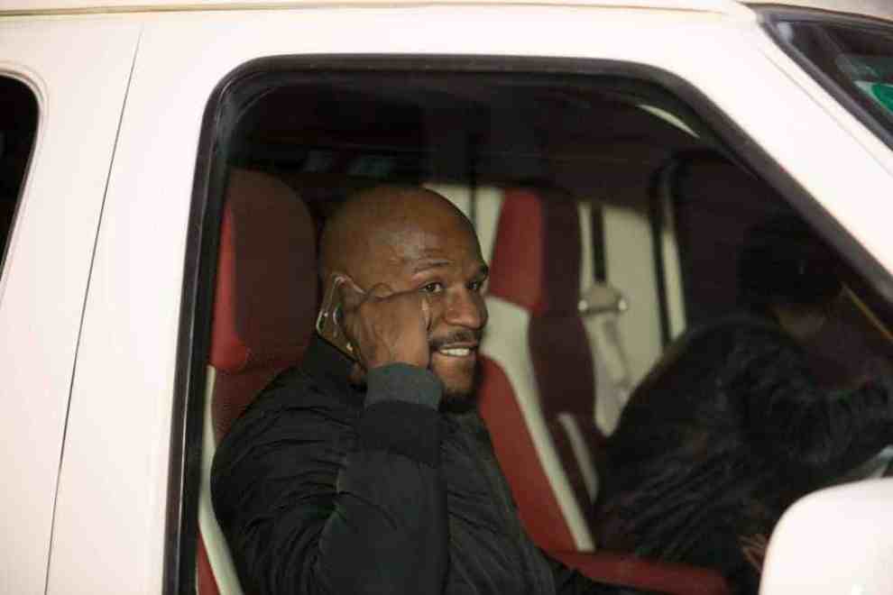 Floyd Mayweather Jr Visits Shanghai