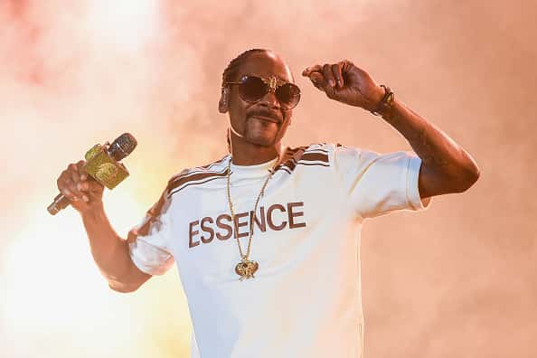 Snoop Dogg performing
