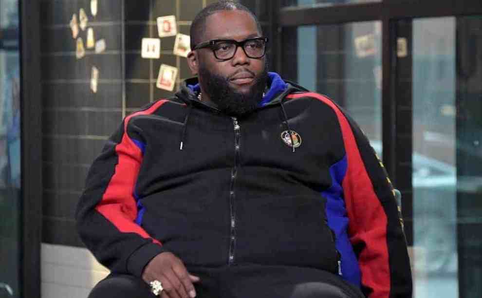Killer Mike sitting in the chair