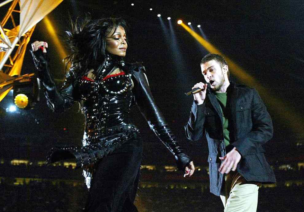 Justin Timberlake & Janet Jackson During Nipplegate