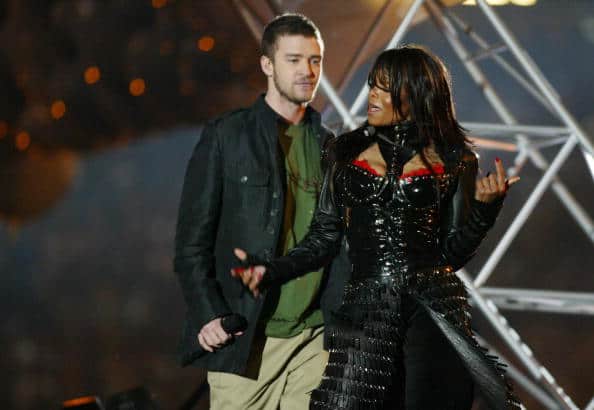 Justin Timberlake and Janet Jackson perform during the half - time show at Super Bowl XXXVIII