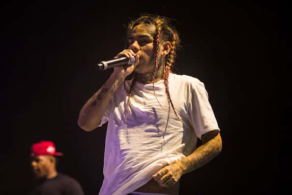 Tekashi 69 performing on stage