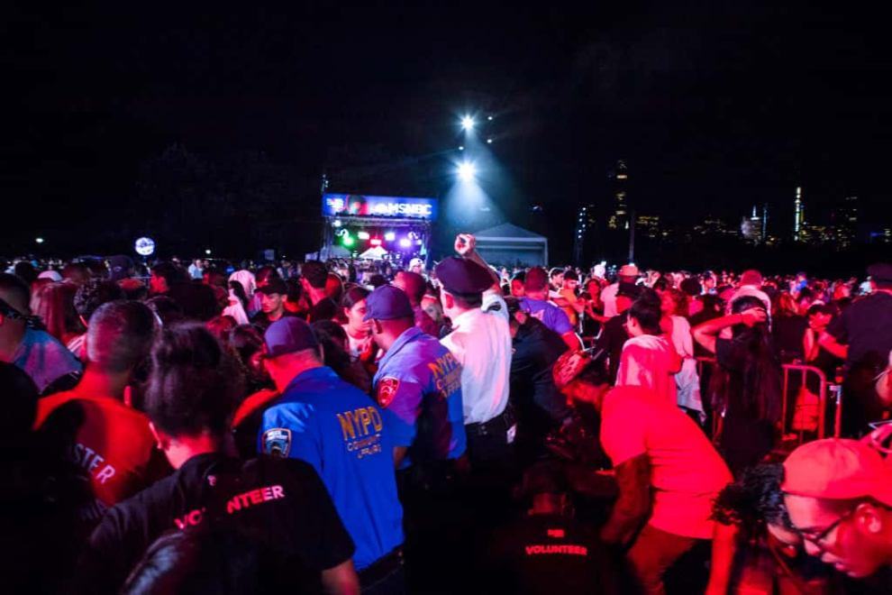 A picture of a crowd amid the chaos at Global Citizen Festival