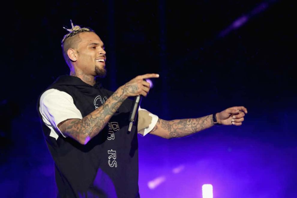 Chris Brown Reveals Tracklist