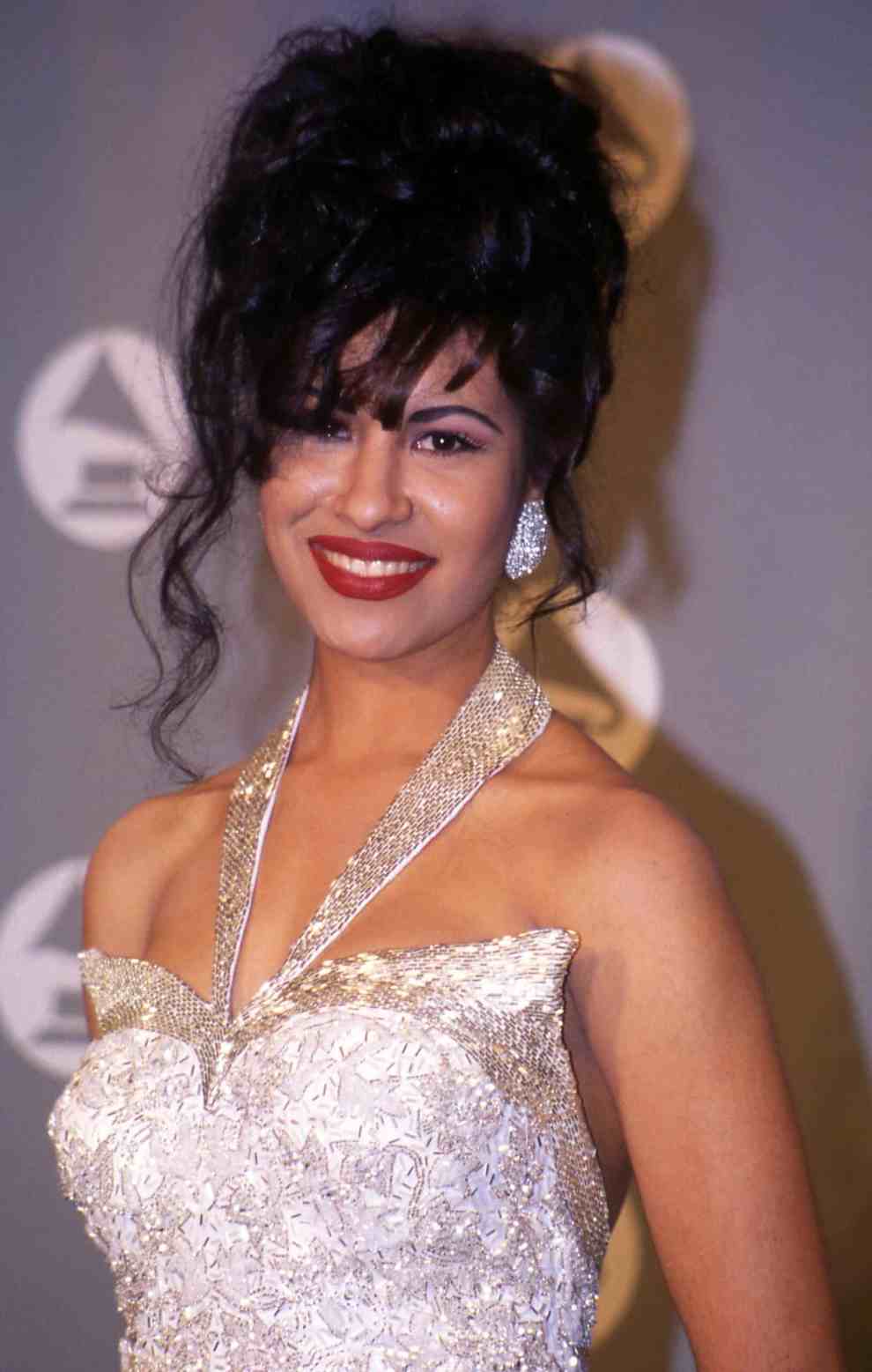 Selena attending the grammy awards