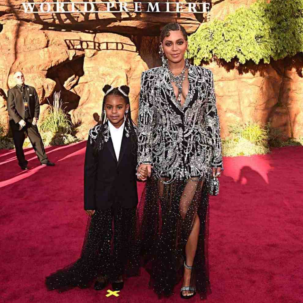 Blue Ivy and Beyonce wearing all black dresses