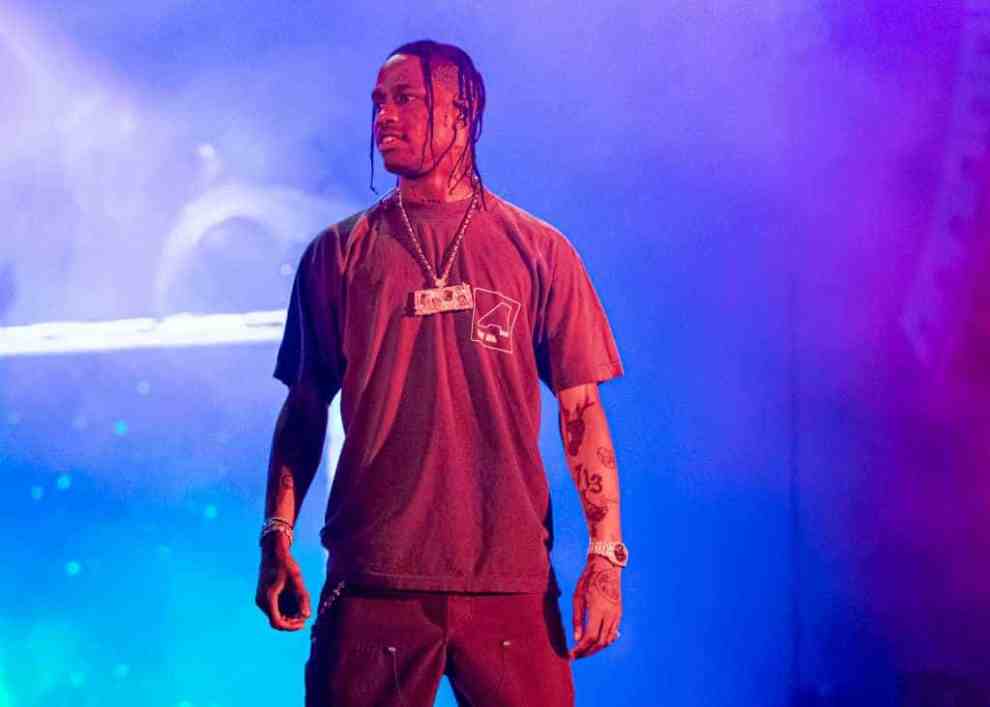Travis Scott on stage black on stage