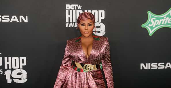 Lil Kim arrives to the 2019 BET Hip Hop Awards on October 05