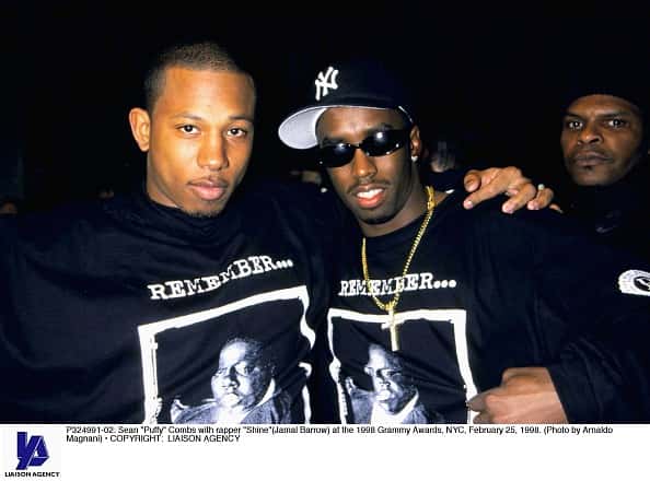 P324991-02: Sean "Puffy" Combs with rapper "Shine"(Jamal Barrow) at the 1998 Grammy Awards