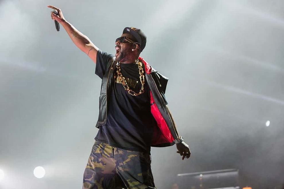 R. Kelly performs on stage at Xfinity Arena on February 7