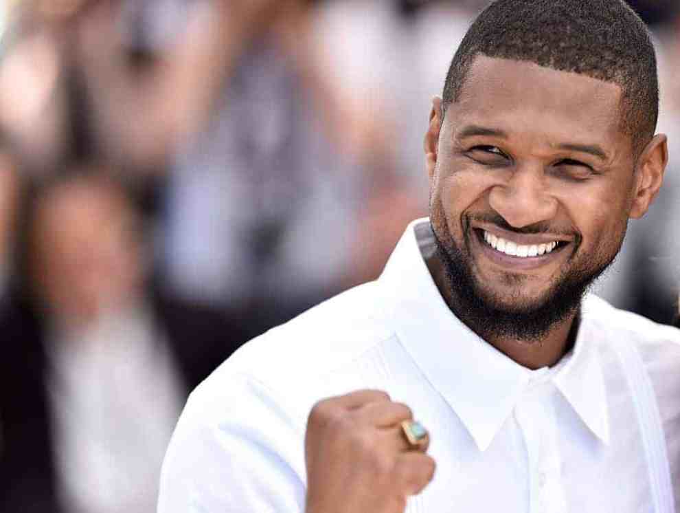 Usher ttends the "Hands Of Stone" photocall during the 69th annual Cannes Film Festival