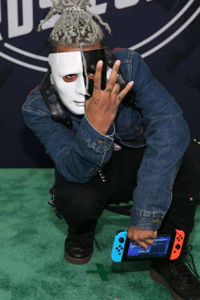 Rapper XXXTentacion attends the BET Hip Hop Awards 2017 at The Fillmore Miami Beach at the Jackie Gleason Theater on October 6
