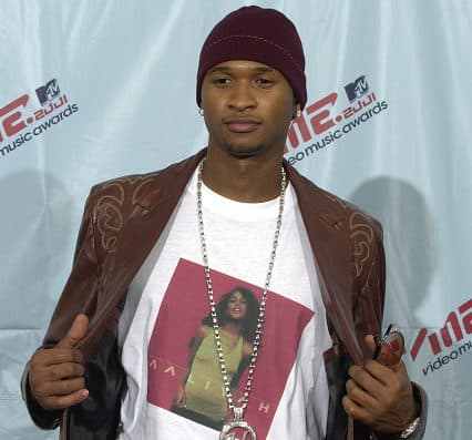 Usher wearing an Aaliyah t-shirt