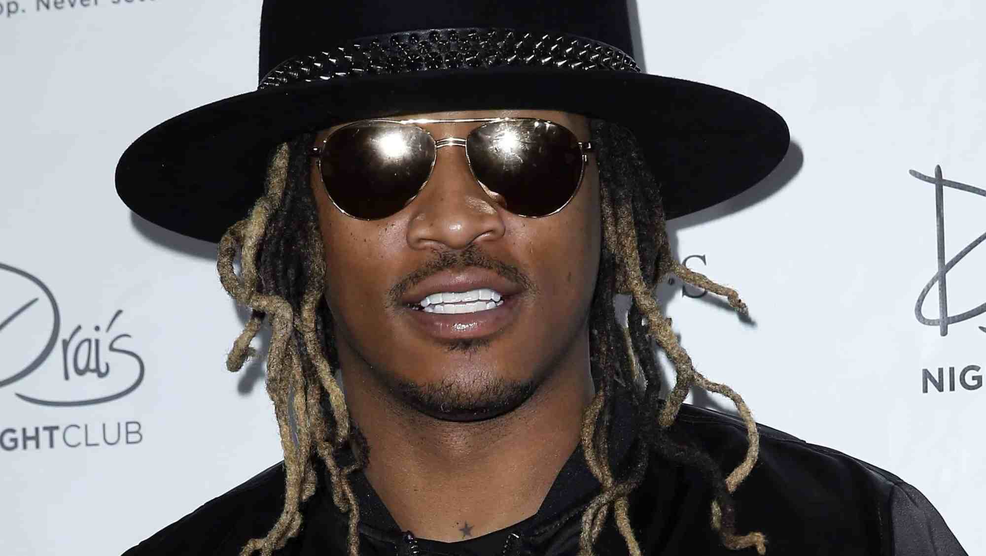 Future The Rapper Face Shot Social Media Reacts To Future’s Facial Expression Watching A Random Brawl