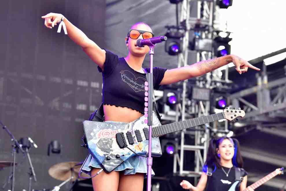 FORT LAUDERDALE, FLORIDA - DECEMBER 04: Singer/guitarist Willow Smith of Willow performs on stage during Audacy Beach Festival at Fort Lauderdale Beach Park on December 04, 2021 in Fort Lauderdale, Florida.