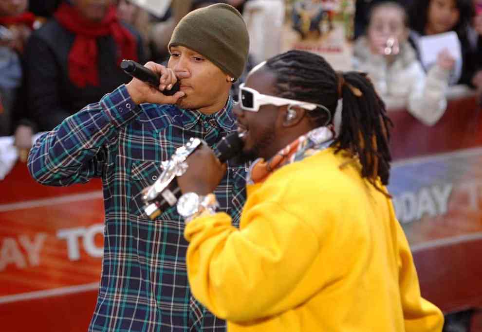 NEW YORK - NOVEMBER 7: Singer Chris Brown (L) and rapper T-Pain perform live on NBC's 'Today' Show in Rockefeller Plaza on November 7