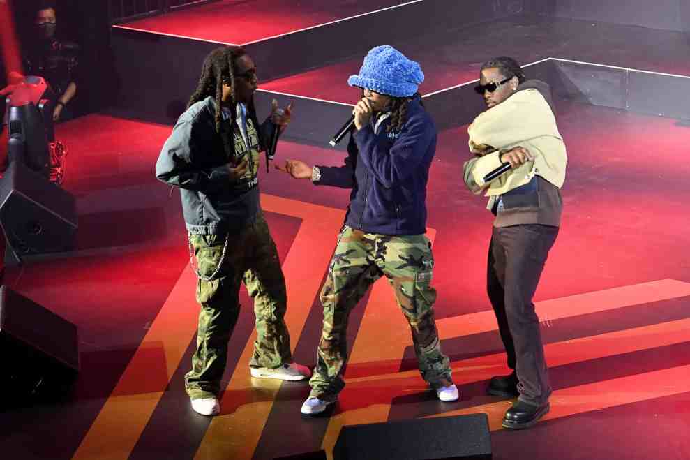 LOS ANGELES, CALIFORNIA - NOVEMBER 03: (L-R) Takeoff, Quavo, and Offset of Migos perform Call of Duty: Vanguard launch event with a first-ever verzuz concert at The Belasco on November 03, 2021 in Los Angeles, California.