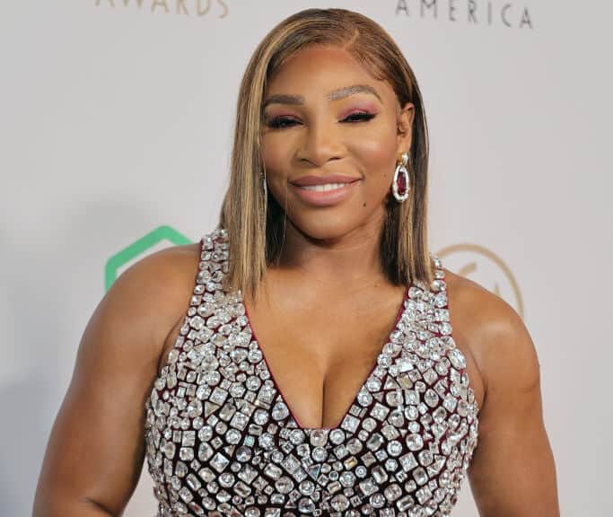 LOS ANGELES, CALIFORNIA - MARCH 19: Serena Williams attends the 33rd Annual Producers Guild Awards at Fairmont Century Plaza on March 19, 2022 in Los Angeles, California.
