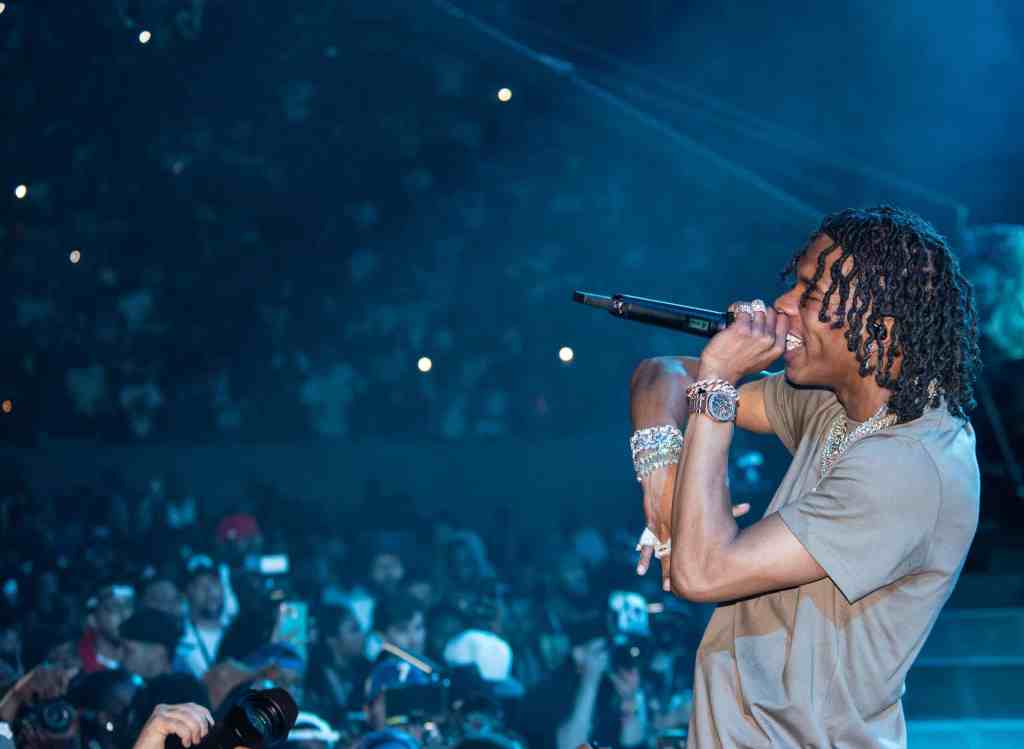 Lil Baby Gives Crew $10K Each After Winning $1M