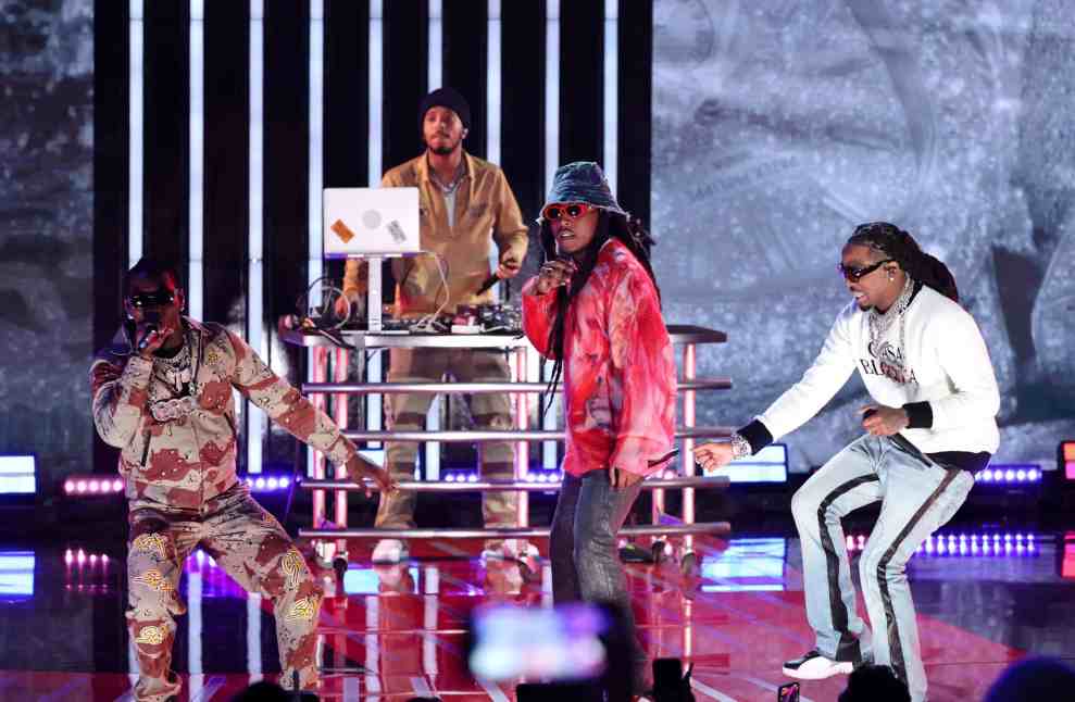 LOS ANGELES, CALIFORNIA - SEPTEMBER 25: (L-R) Offset, Takeoff, and Quavo of Migos perform onstage during Global Citizen Live on September 25, 2021 in Los Angeles, California.