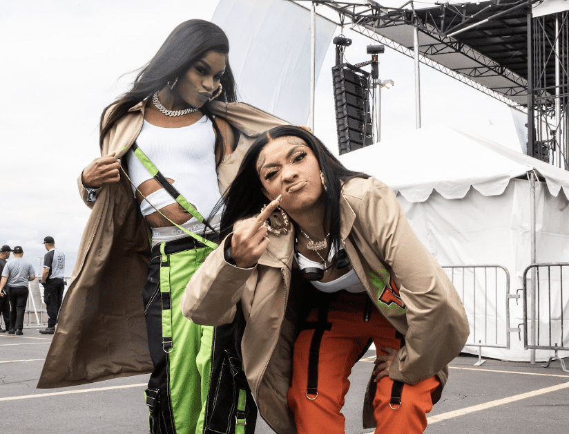 The Girll Codee Show Off Crazy Pen Game w. ‘Churchill Downs’ Freestyle 