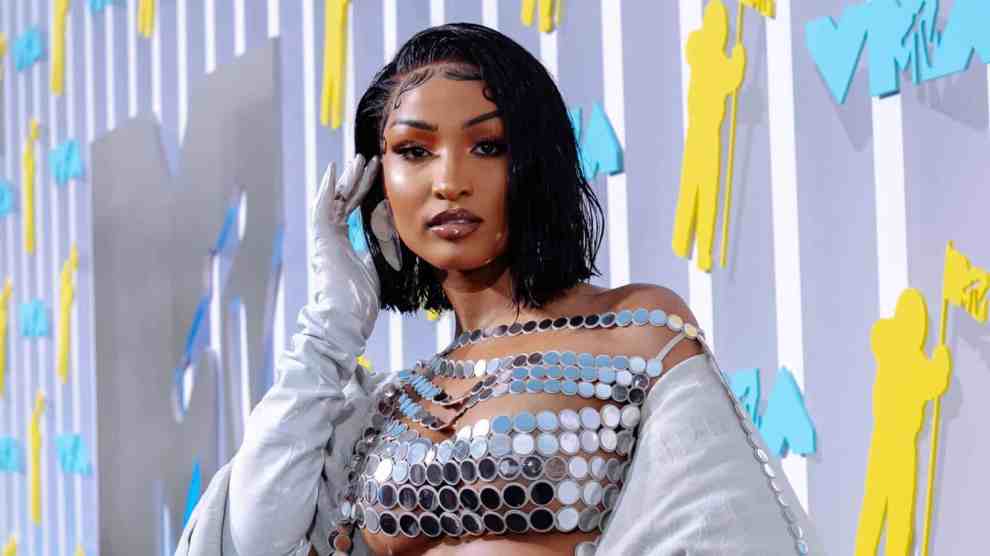 NEWARK, NEW JERSEY - AUGUST 28: Shenseea attends the 2022 MTV VMAs at Prudential Center on August 28, 2022 in Newark, New Jersey.
