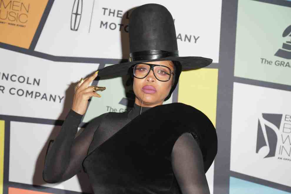 Singer Erykah Badu attends 2017 Essence Black Women in Music at NeueHouse Hollywood on February 9, 2017 in Los Angeles, California.