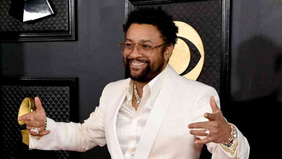 LOS ANGELES, CALIFORNIA - FEBRUARY 05: (FOR EDITORIAL USE ONLY) Shaggy attends the 65th GRAMMY Awards on February 05, 2023 in Los Angeles, California.