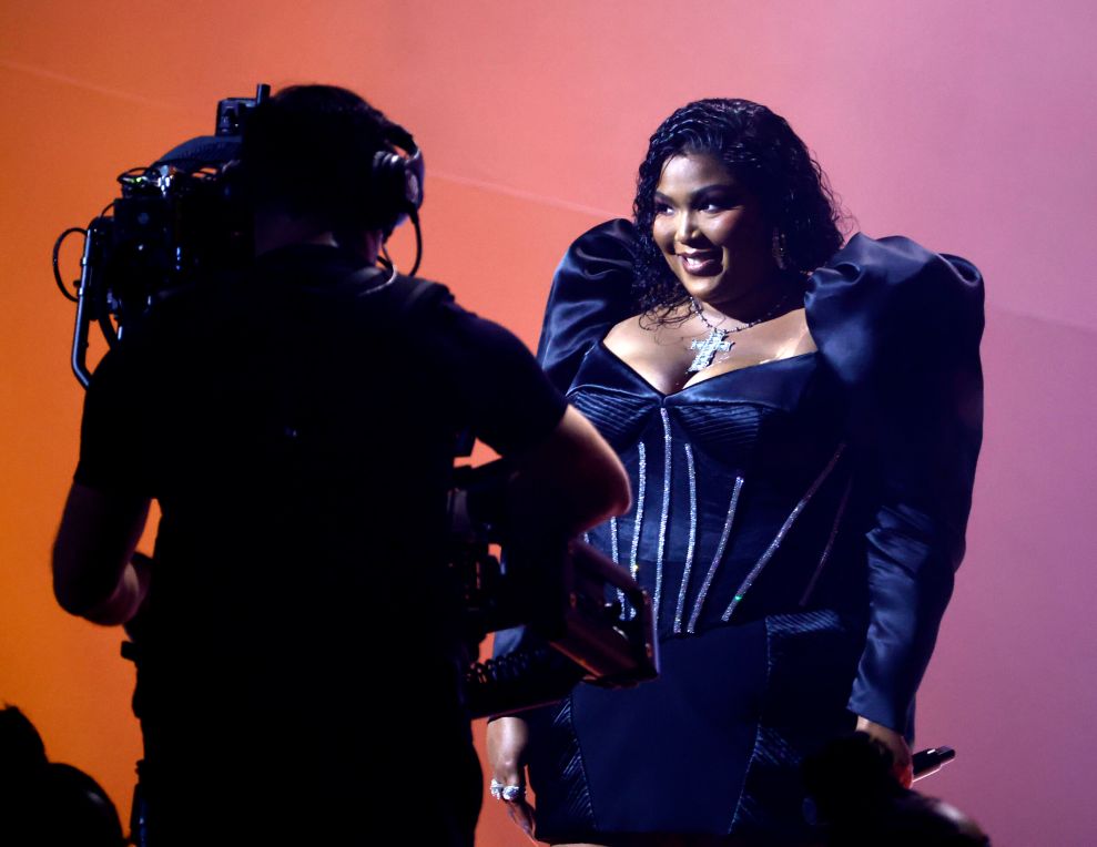LOS ANGELES, CALIFORNIA - FEBRUARY 05: (FOR EDITORIAL USE ONLY) Lizzo performs onstage during the 65th GRAMMY Awards at Crypto.com Arena on February 05, 2023 in Los Angeles, California.