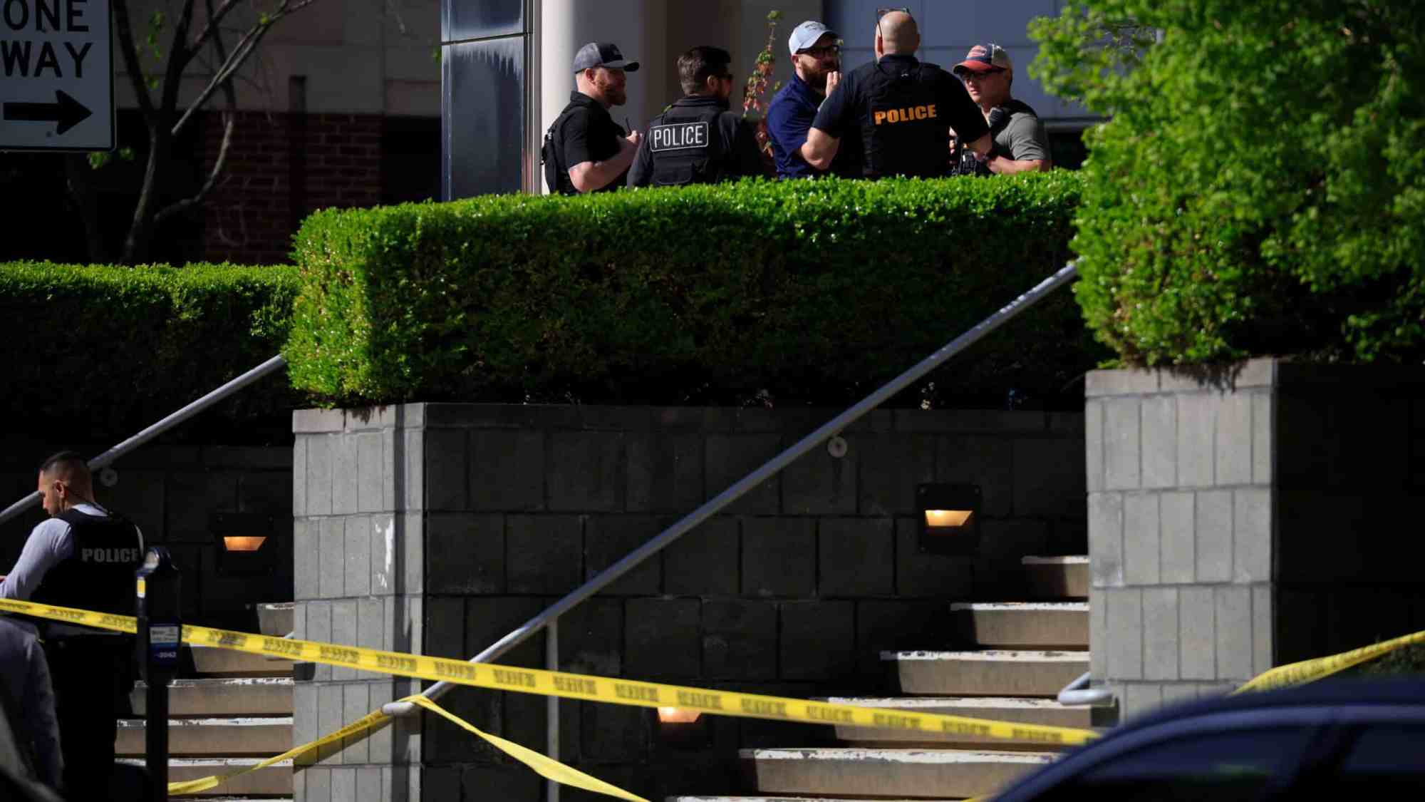 Mass Shooting At Louisville Bank Leaves Five Dead