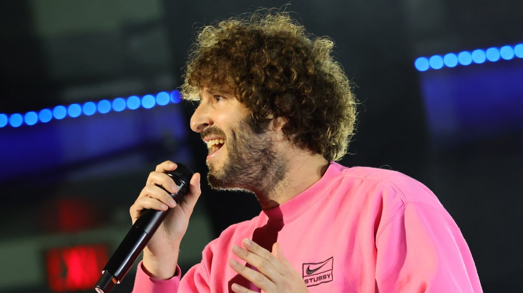 Lil Dicky Doesn’t Believe Kanye West Dislikes Jewish People