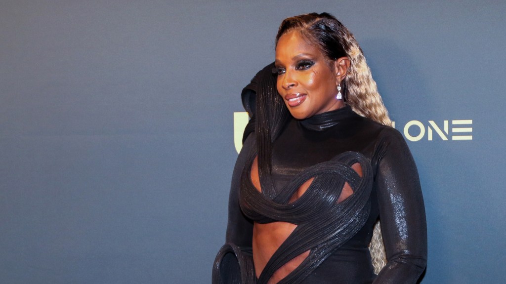 Mary J. Blige Reveals She Will Not Be Performing At 2024 Lovers & Friends: ‘My Inclusion Was An Error’
