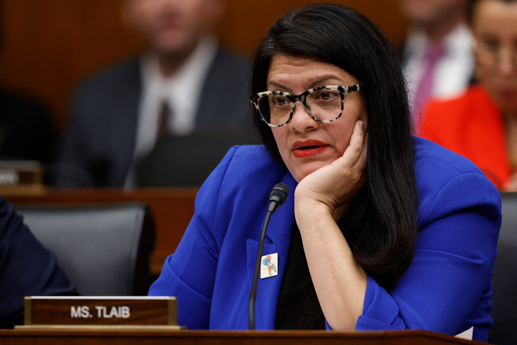 Living Wage For Musicians Act: Congress Reads New Bill Forcing Streaming Services Pay 1 Cent Per Stream