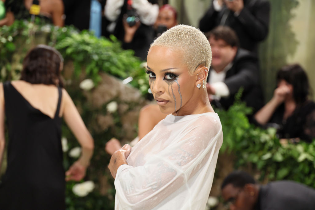 Doja Cat Goes From Towel to Wet See-Through T-Shirt At Met Gala